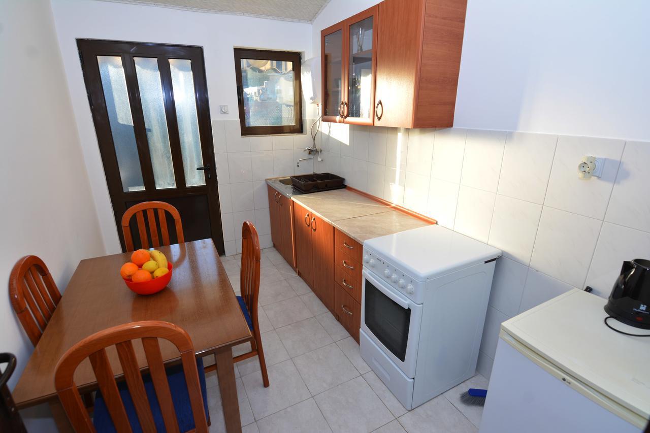 Apartments Jovana Petrovac エクステリア 写真