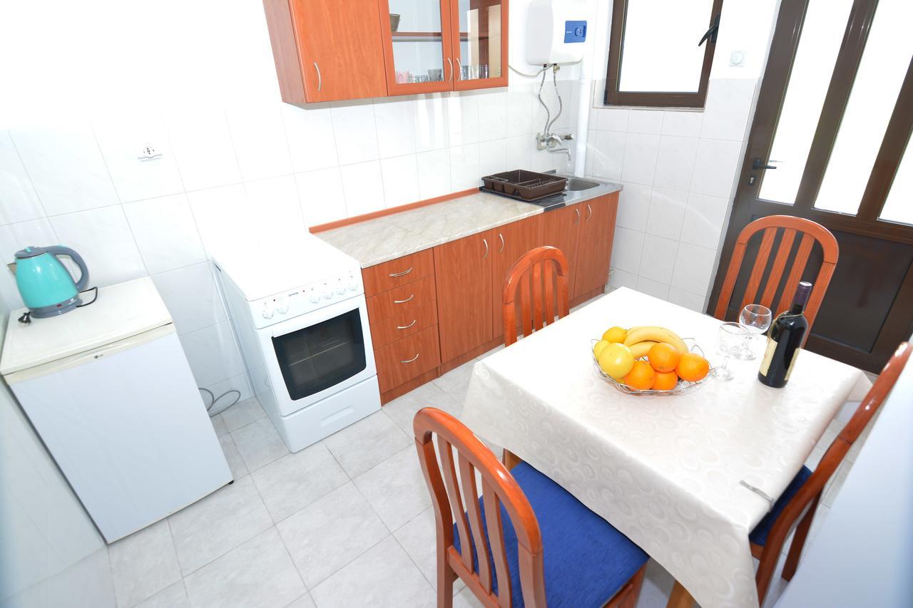 Apartments Jovana Petrovac エクステリア 写真