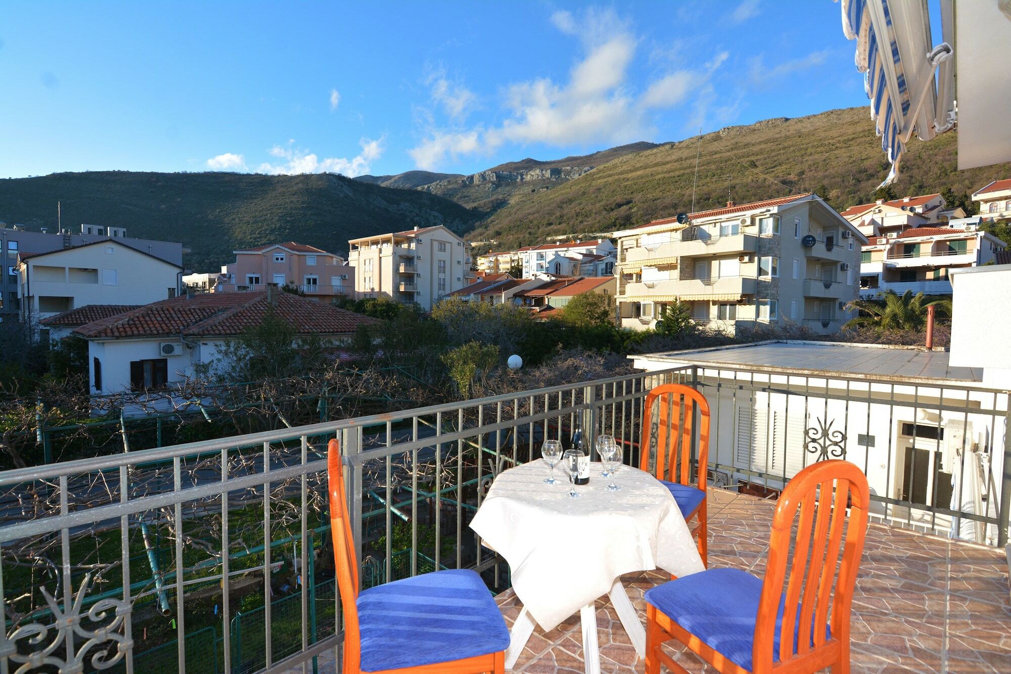 Apartments Jovana Petrovac エクステリア 写真